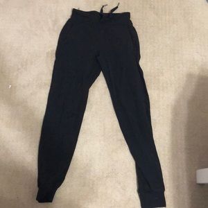 Lululemon ready to rulu pants